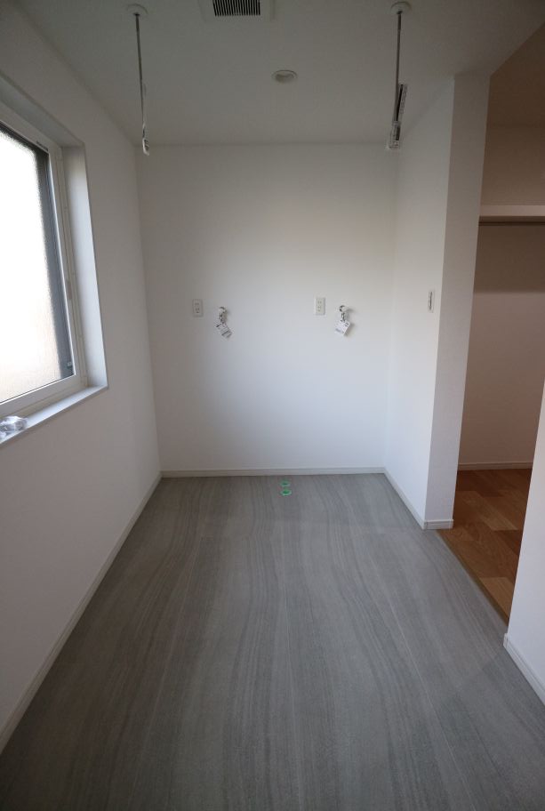 もとキッチンがユーティリティに