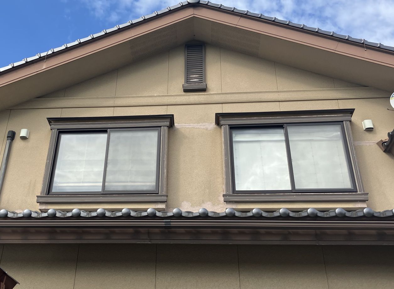 傷みの激しい場所は部分貼替え